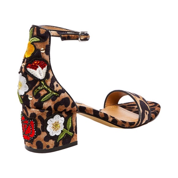 Steve Madden Shoes - NEW STEVE MADDEN Leopard & Floral Inca Sandal